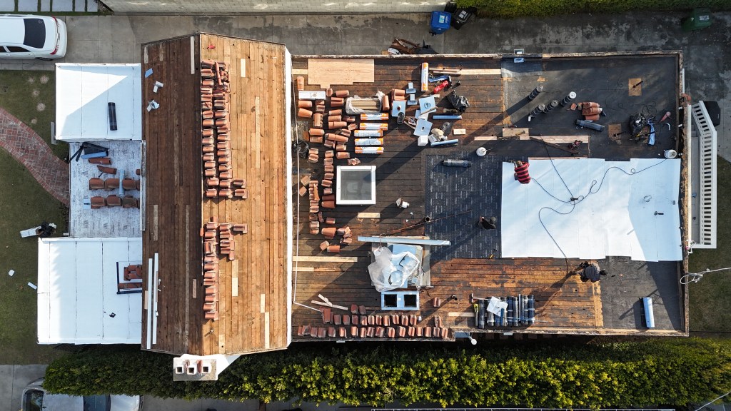 Roofing Team for Tile Roofs Company